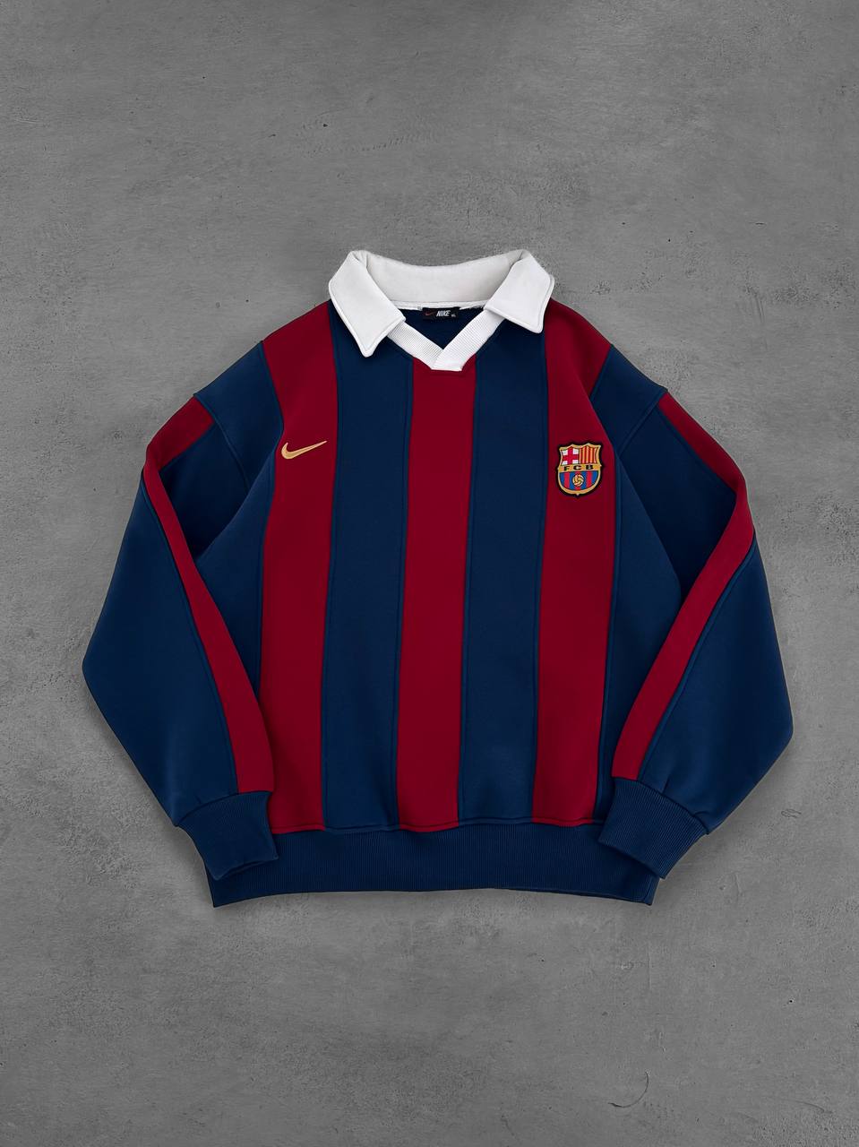 سويت شيرت اوفر سايز برشلونة بقصة old moeny style