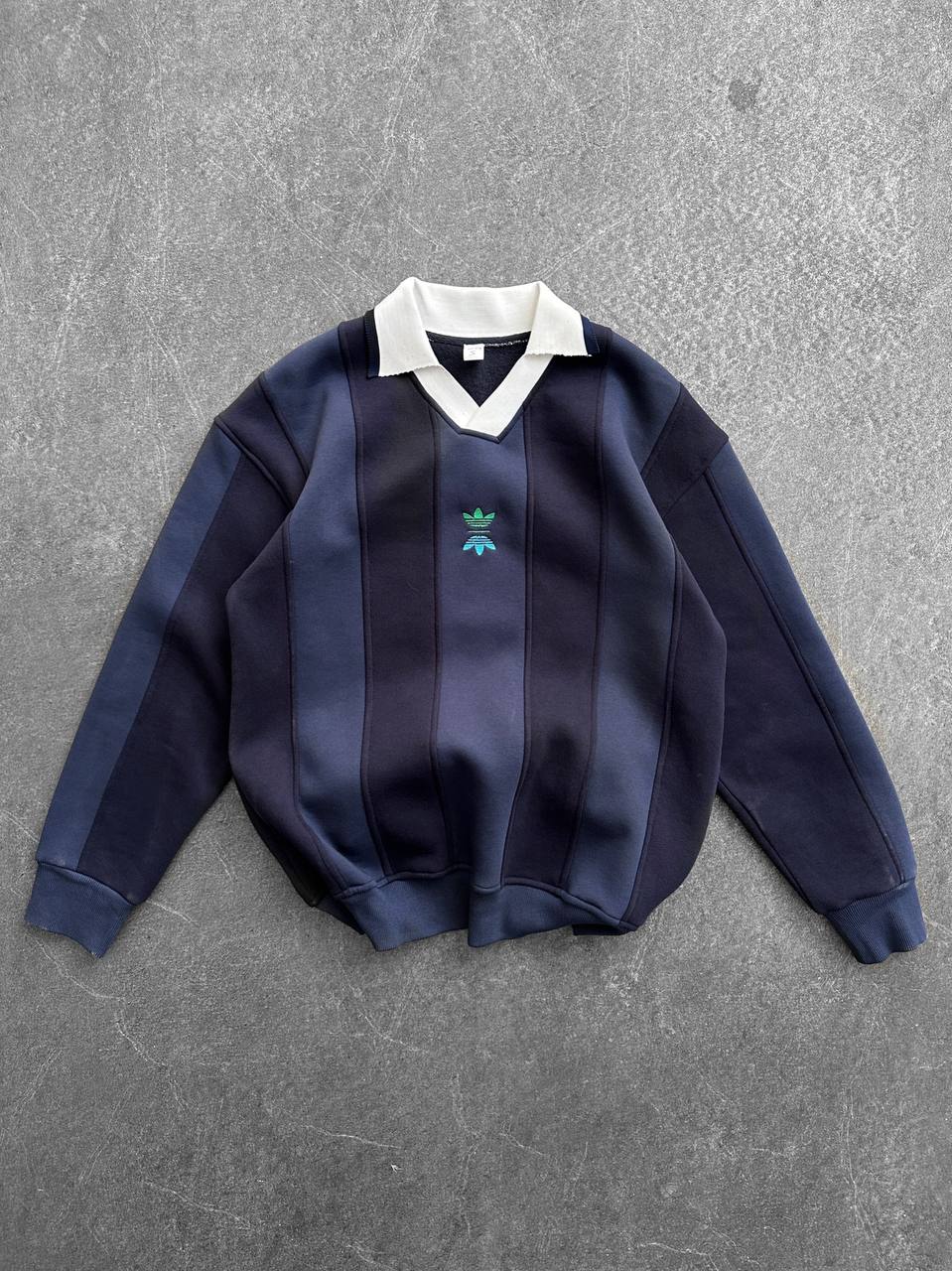 سويت شيرت أيدادس اوفر سايز للشباب و الصبايا