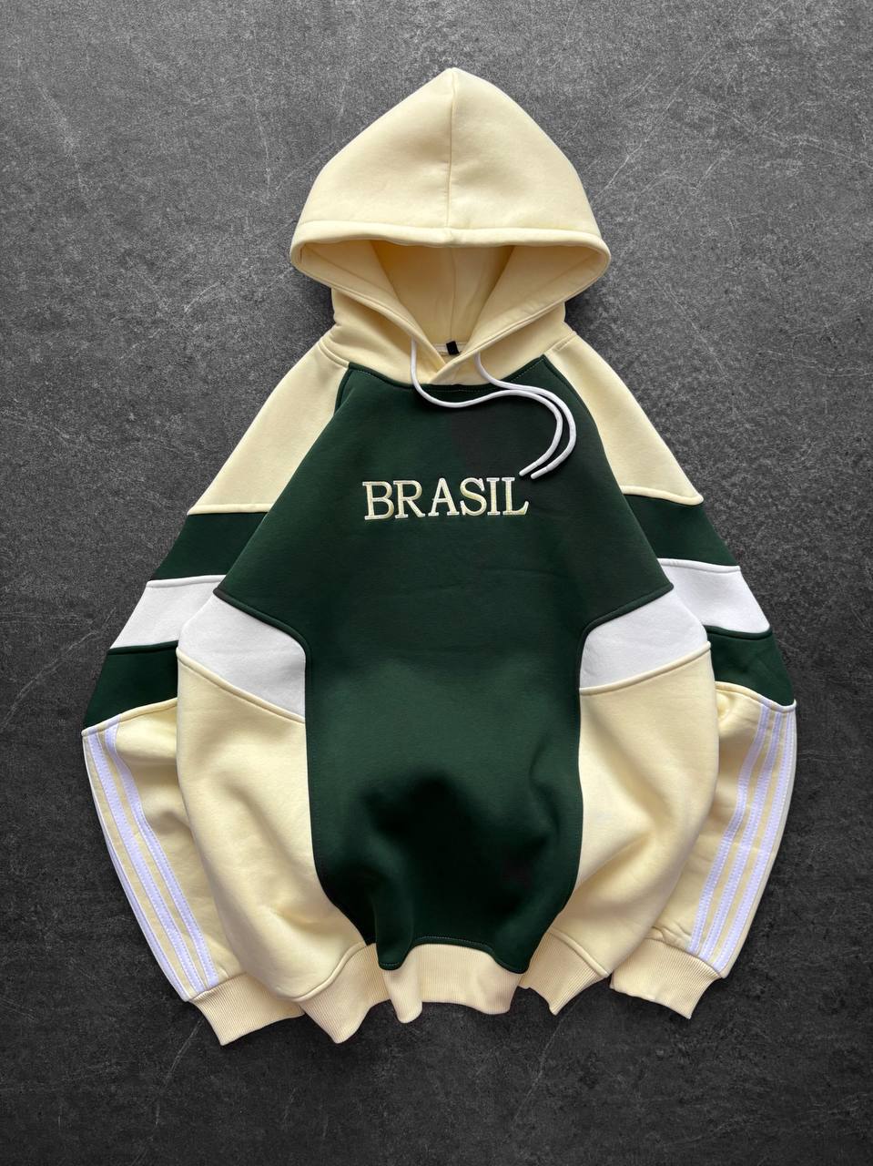 هودي البرازيل اوفر سايز