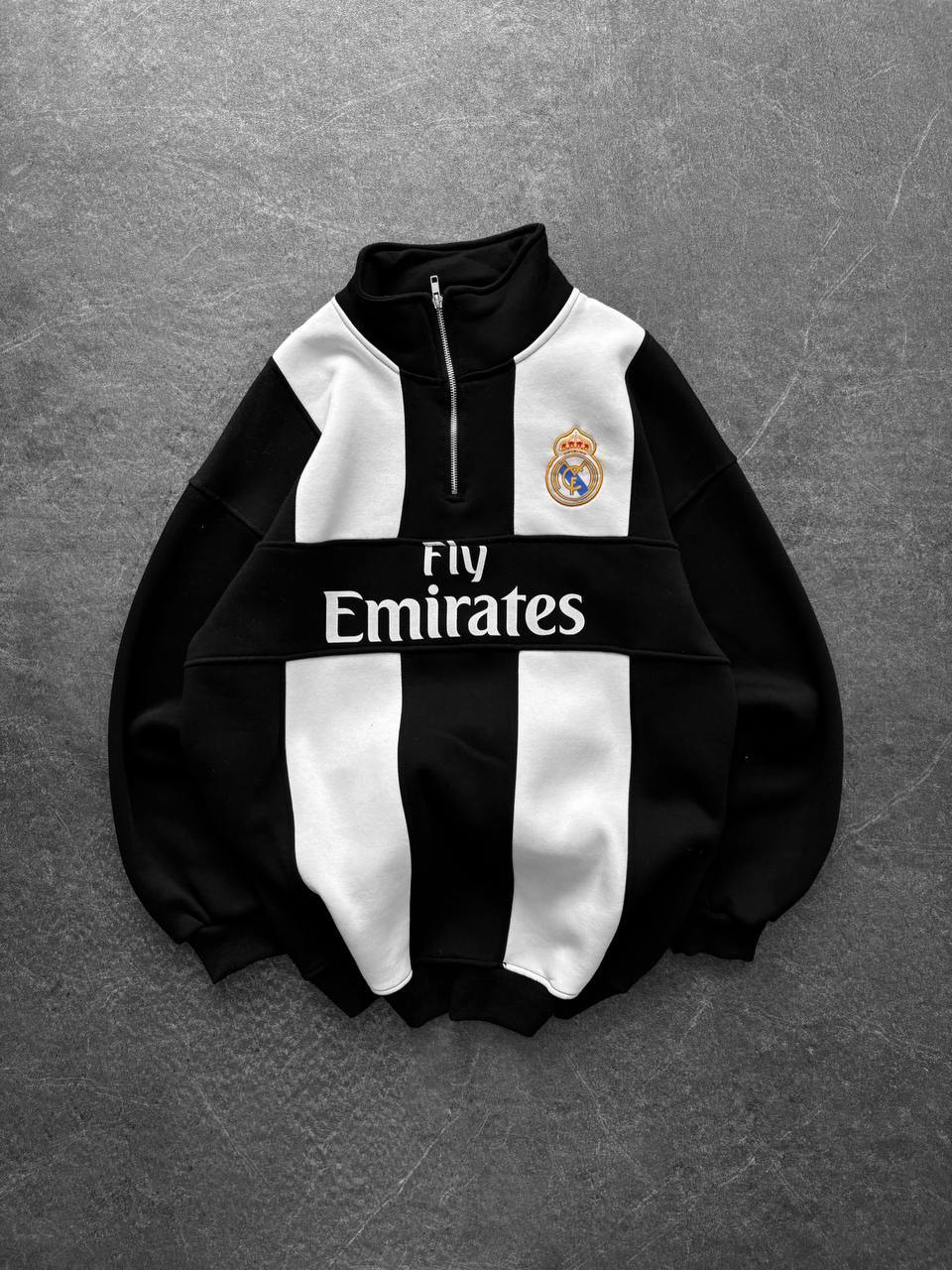 سويت شيرت مدريد اوفر سايز نص سحاب