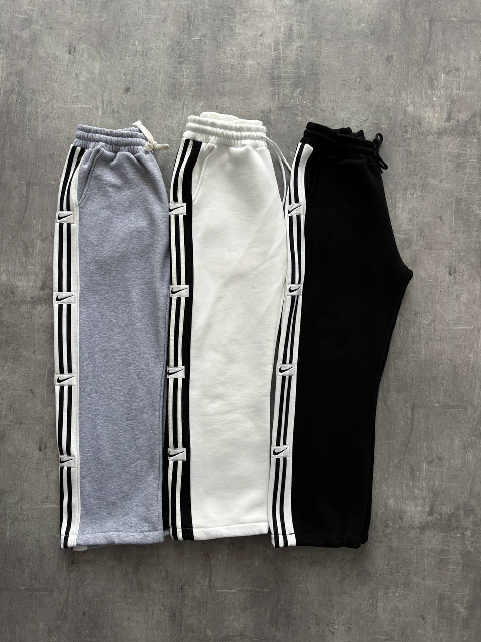 بنطلون نايك اوفر سايز-اجر عريضة