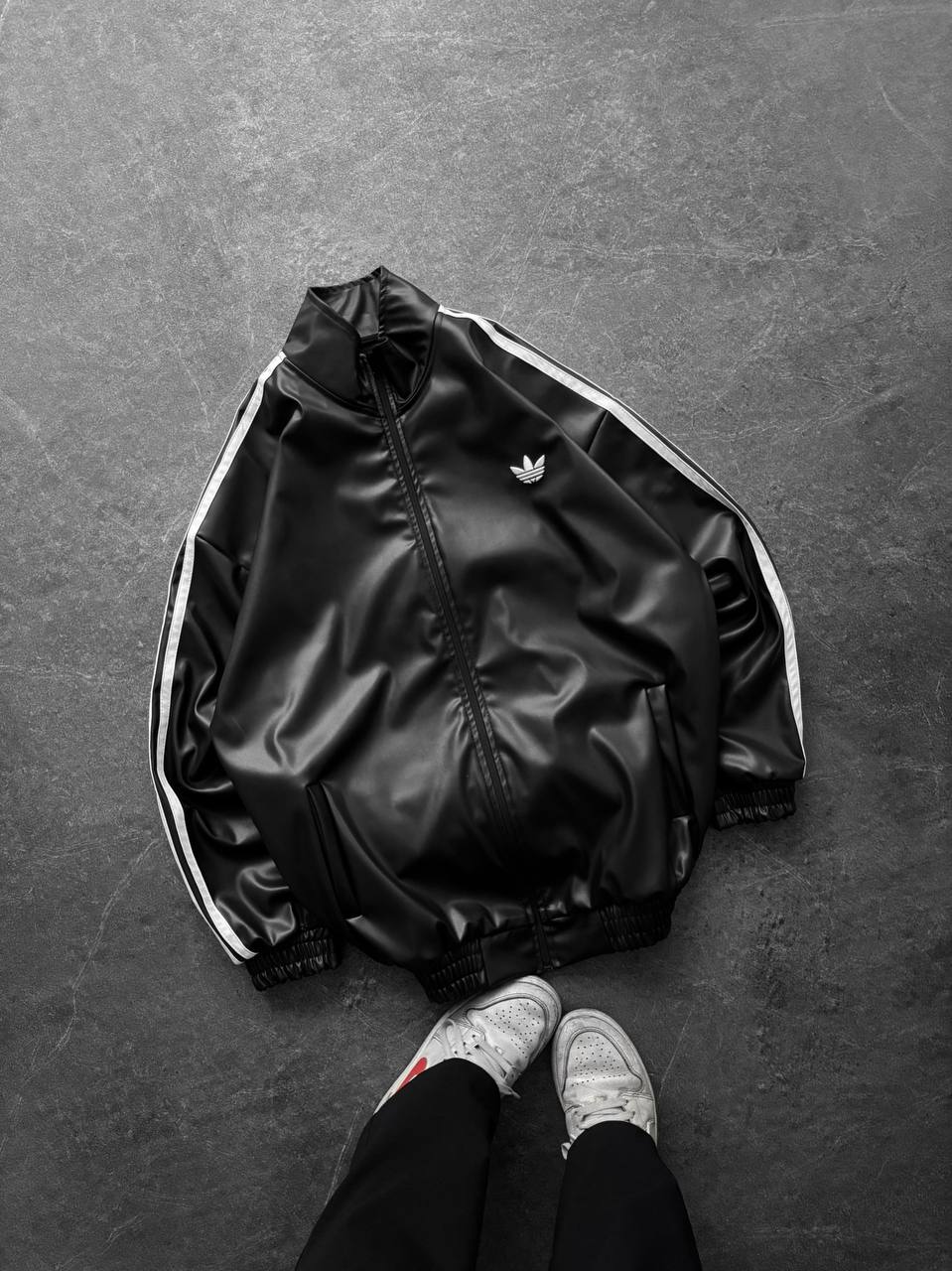 جكيت اديداس جلد اوفر سايز